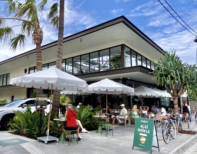 Buoy Café Nobby Beach