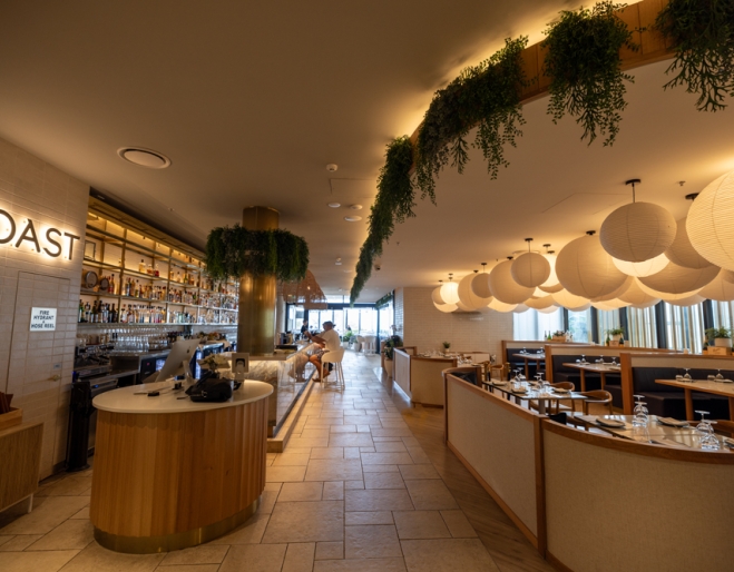 COAST Beach Bar & Kitchen Surfers Paradise 