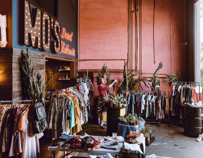Desert Digs Vintage Fashion and Art Market