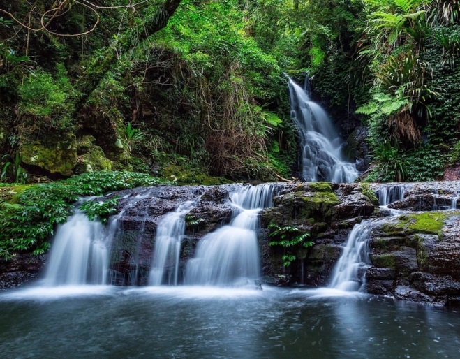 Stunning waterfalls Elabana Falls Lamington National Park