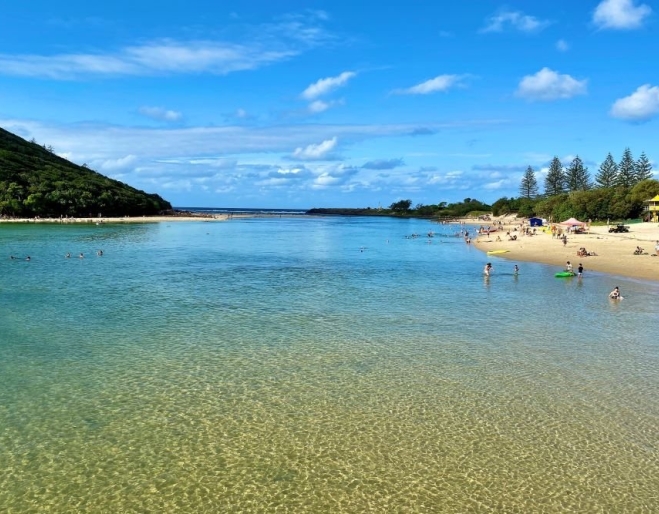 Tallebudgera Beach, Gold Coast  