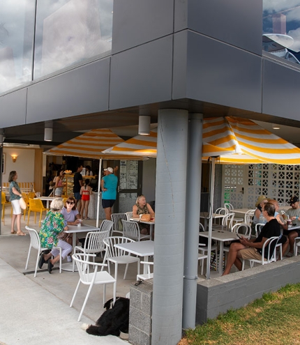 Exterior of Bean Surfing Tallebudgera