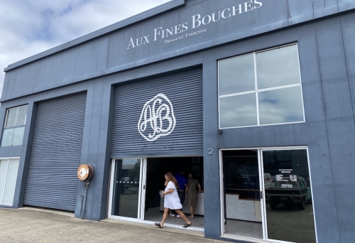 Aux Fines Bouches, Burleigh Heads