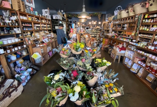 Best gourmet deli's and quirky shops