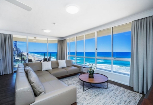 Dorchester on the Beach, Surfers Paradise