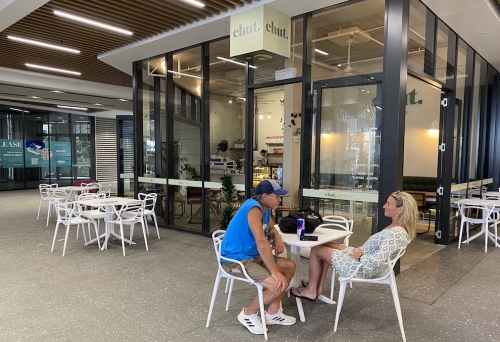 Chut and Co., Mermaid Beach