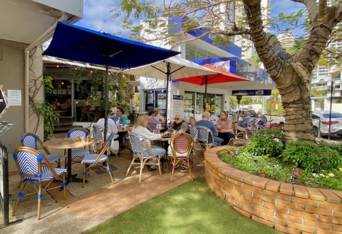 Le Jardin Cafe Restaurant Main Beach