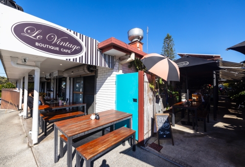 Le Vintage Boutique Cafe Worongary