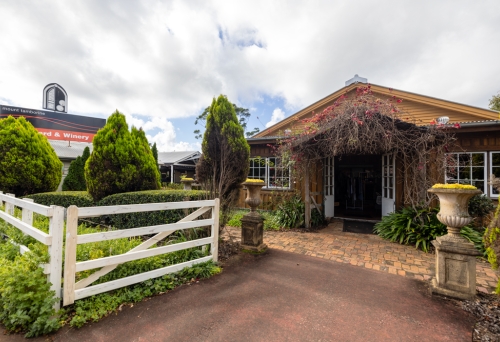 Mount Tamborine Vineyard & Winery 