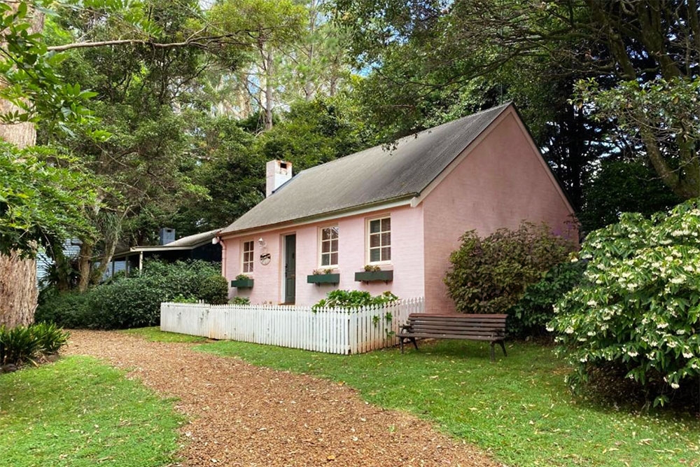 The English Cottage Tamborine Mountain