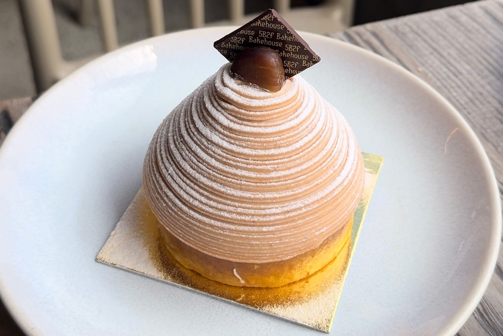 Pastry on a plate, 5B2F Bakehouse, Southport
