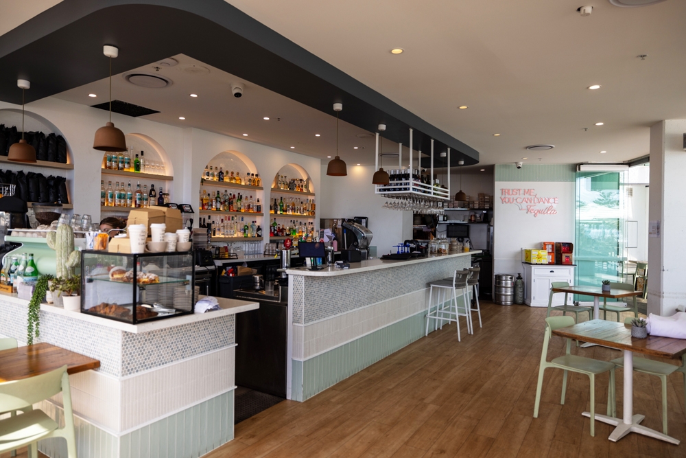 Alma Surfers Paradise 