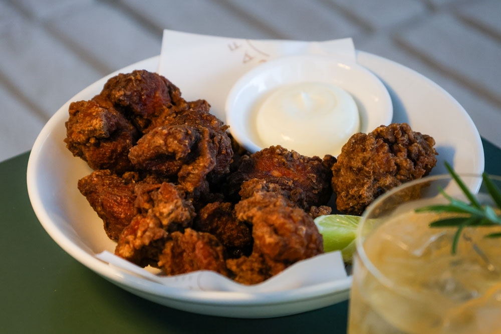 Plate of chicken karaage 