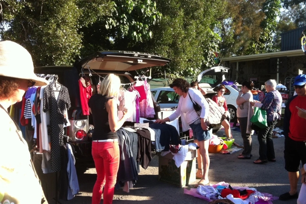 Crowd enjoying the Carrara Markets Car Boot Sale