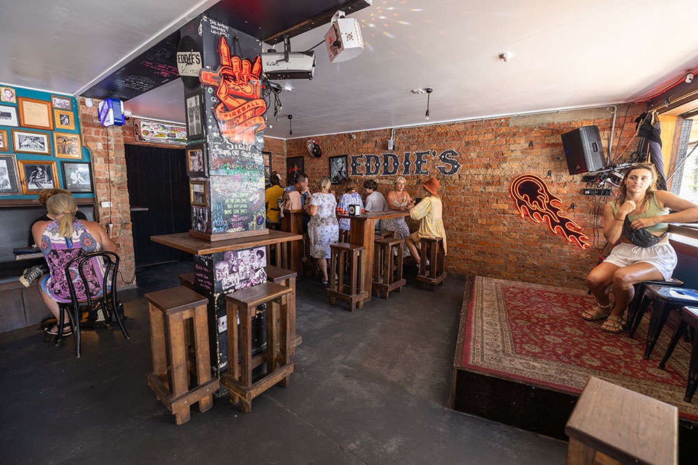 Eddie's Grub house Coolangatta 