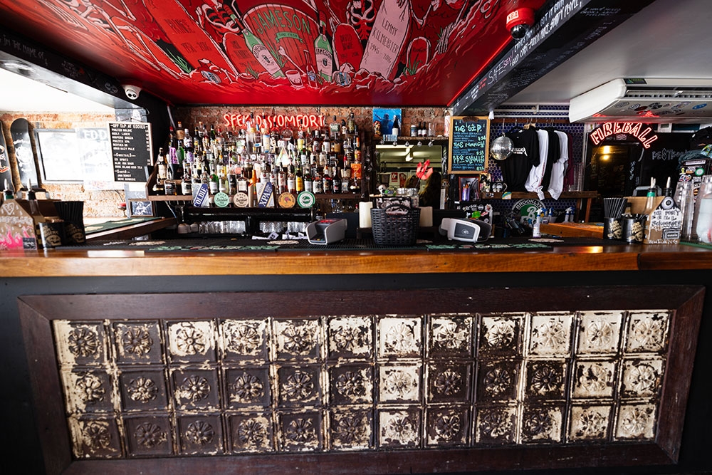 Eddie's Grub house Coolangatta 