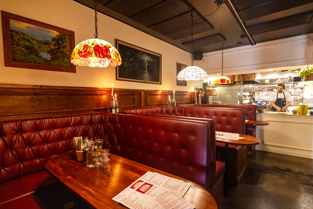 Booth seating, Franc Jrs Nobby Beach