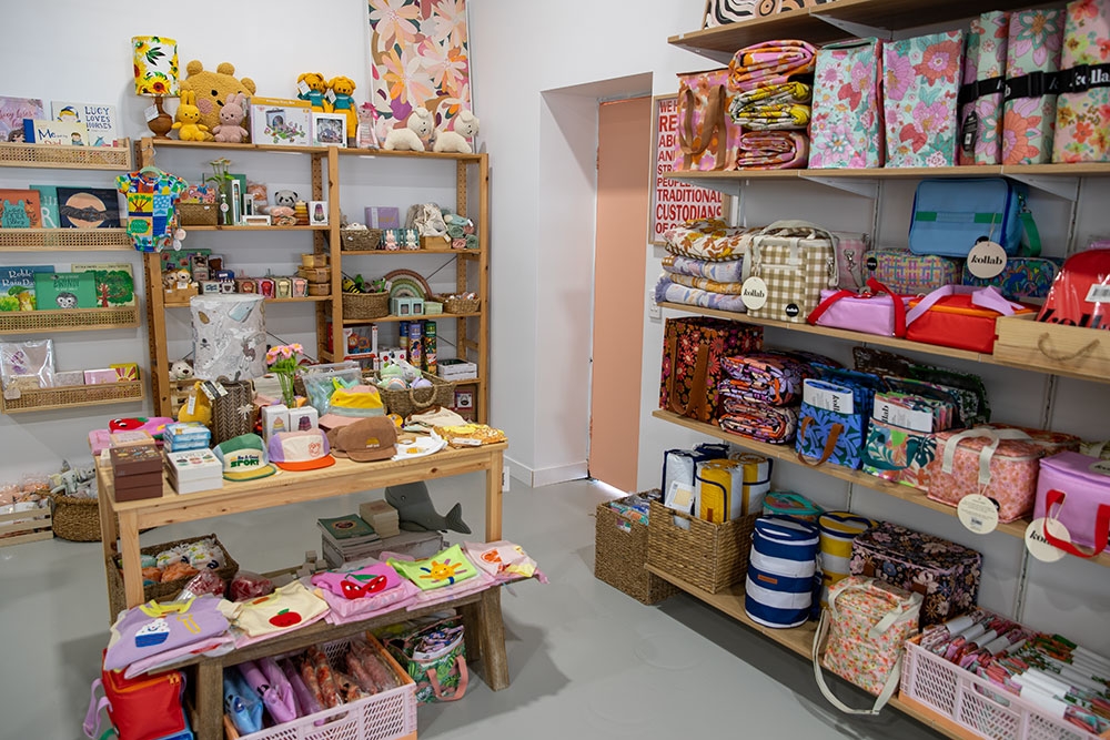 Kids corner - toys, clothing and accessories