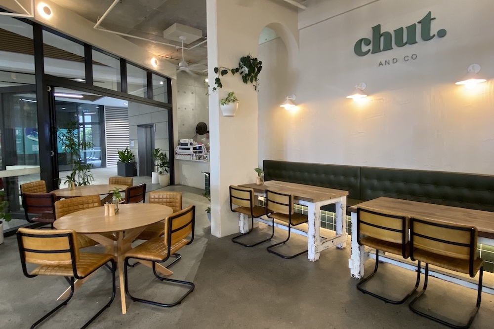 Chut and Co., Mermaid Beach