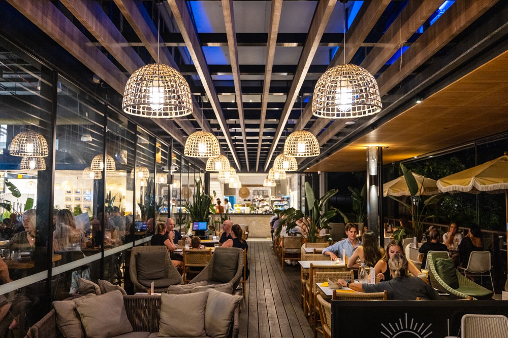 Isla Cantina Surfers Paradise 