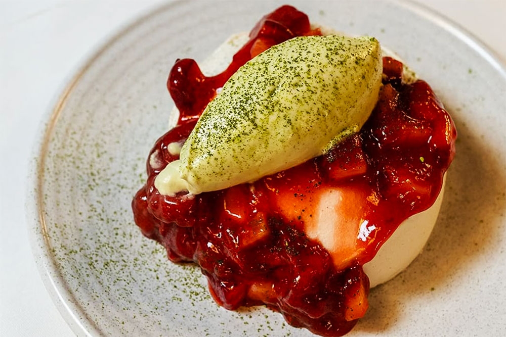 baked pavlova at Madame V Palm Beach