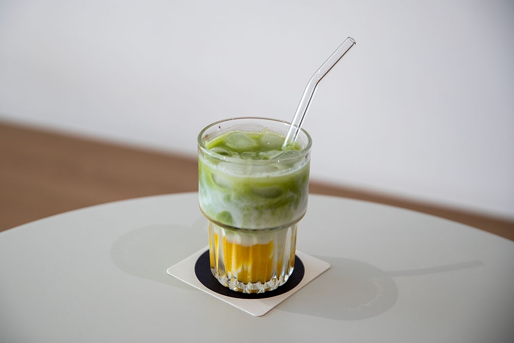 Iced Mango Matcha