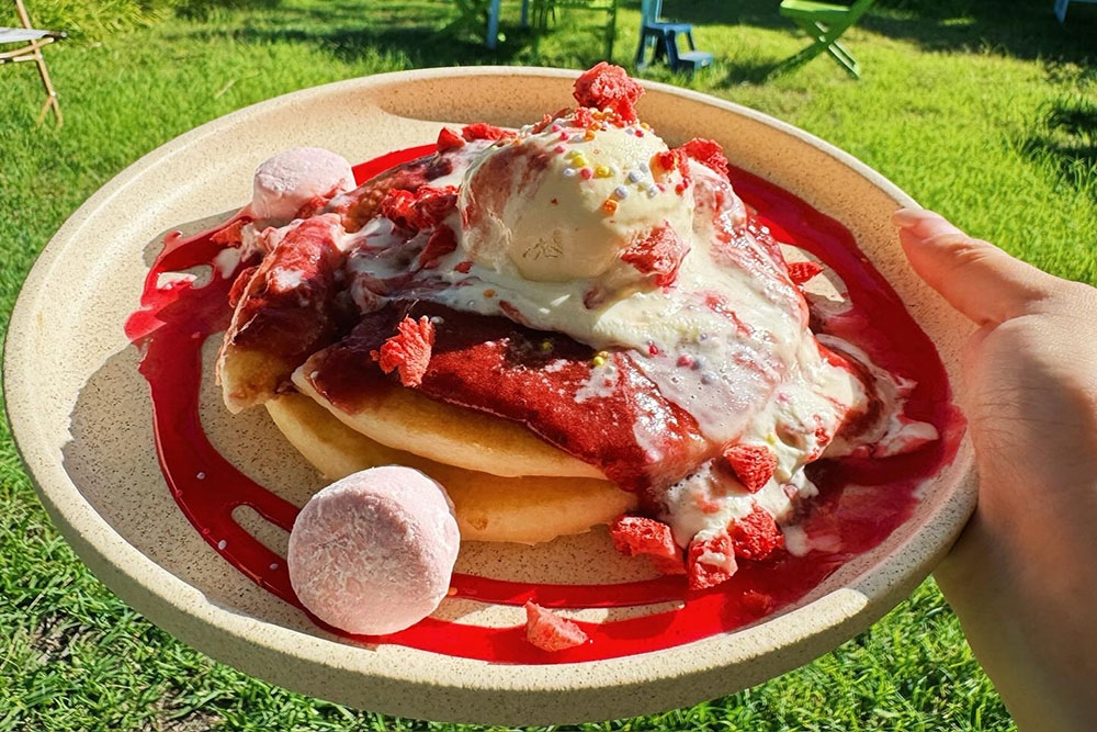 Pancakes and fruit at See Yo Bakery