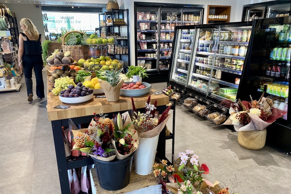 The Fox's Pantry, Tugun